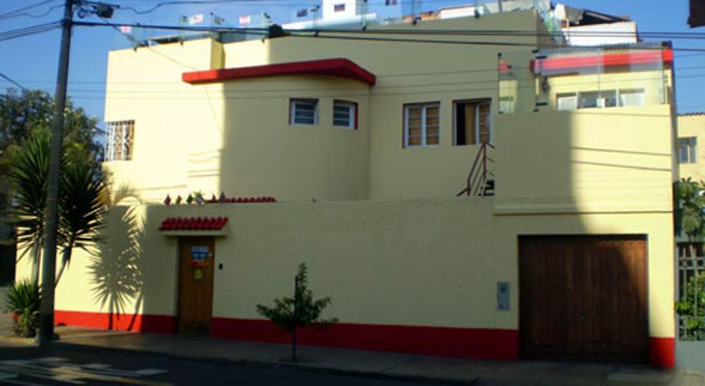 Pirwa Hostel Lima Exterior photo